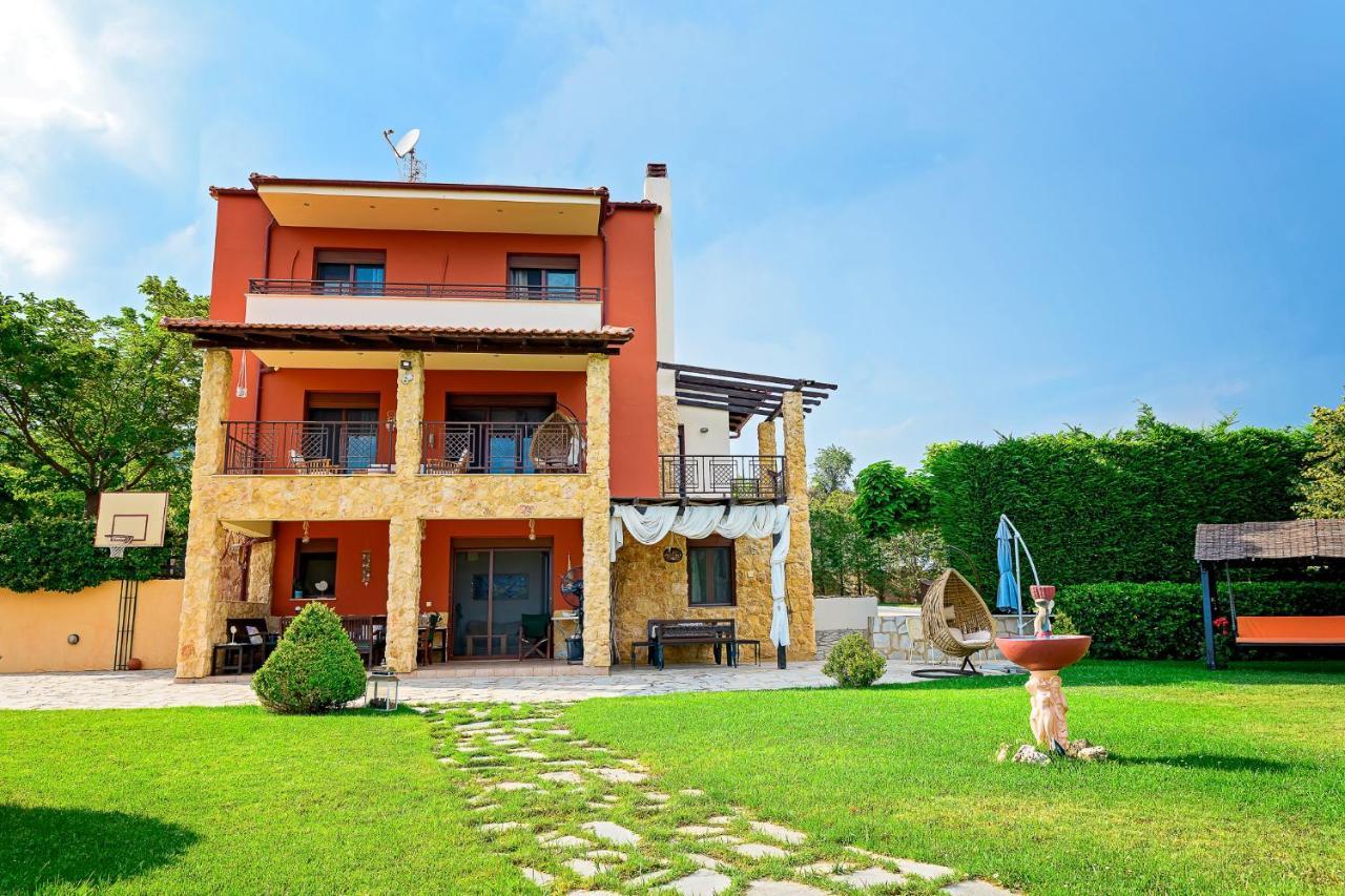 Villa Mariellie Néa Péramos Dış mekan fotoğraf