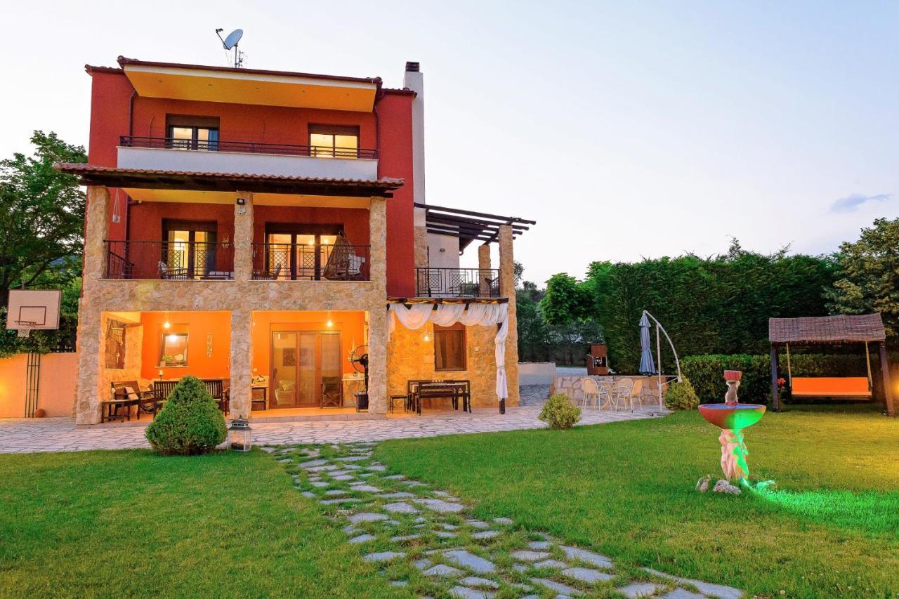 Villa Mariellie Néa Péramos Dış mekan fotoğraf