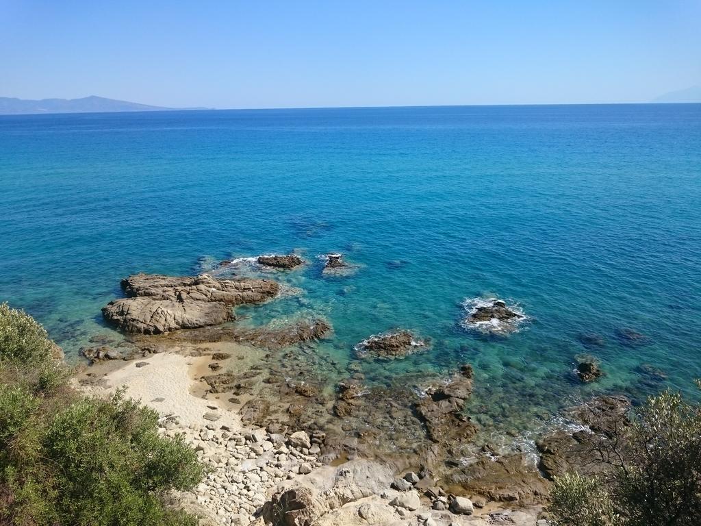 Villa Mariellie Néa Péramos Dış mekan fotoğraf
